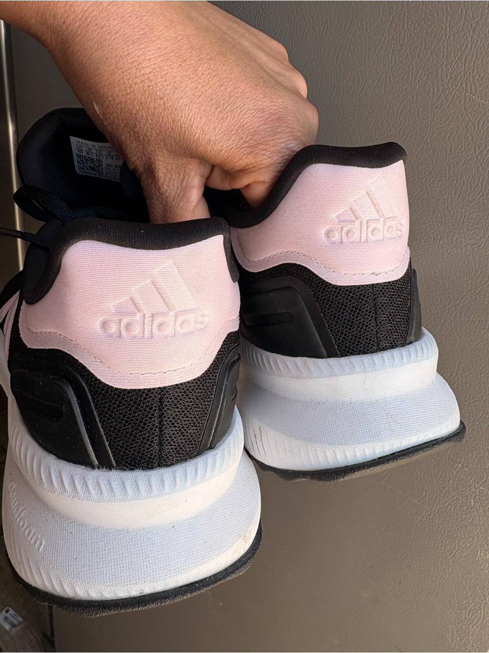 Adidas Women’s Black & Light Pink Running Sneakers size 10 - Picture 2 of 7